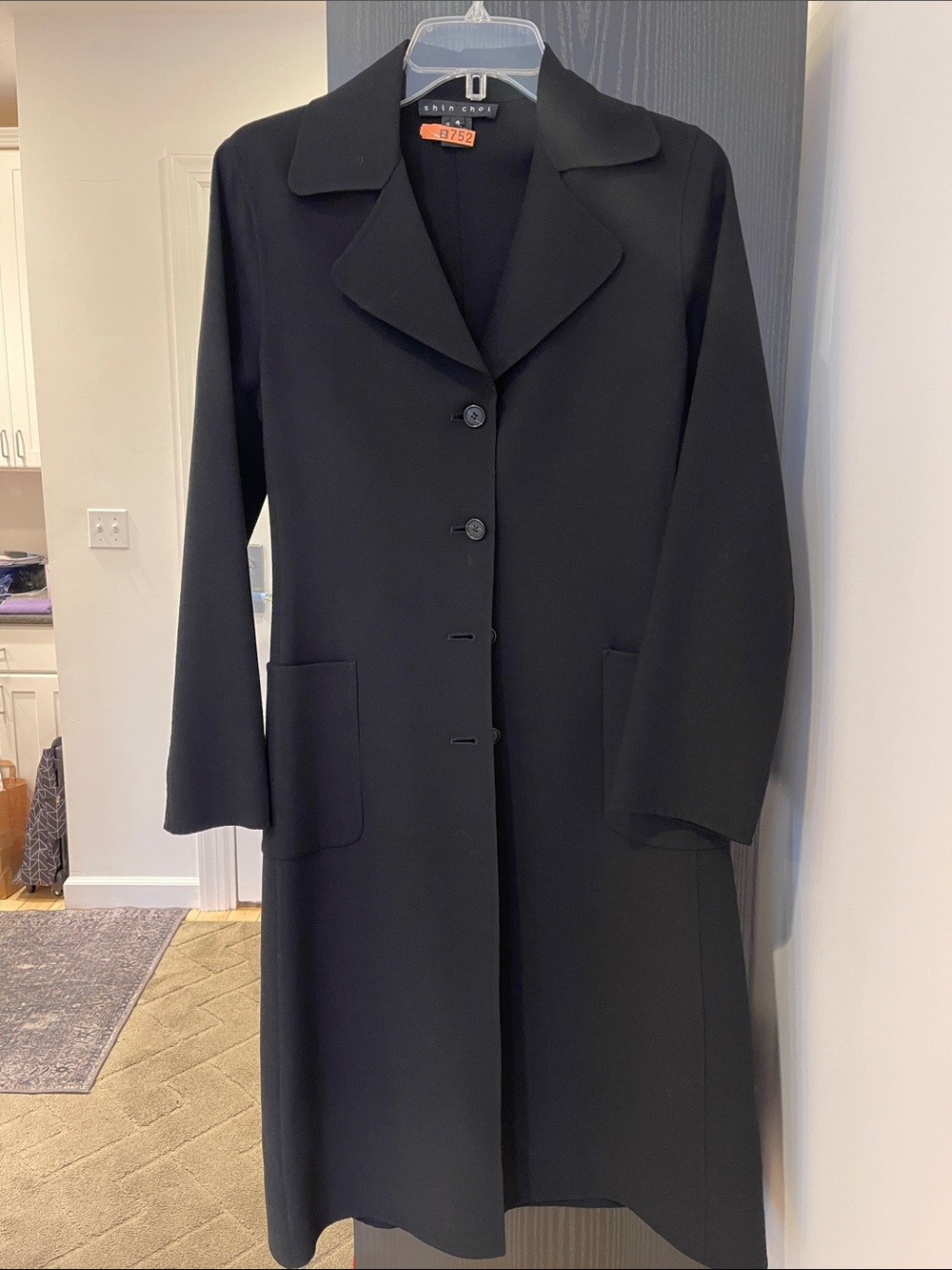 Fitted Shin Choi Black Long dressy coat size 4